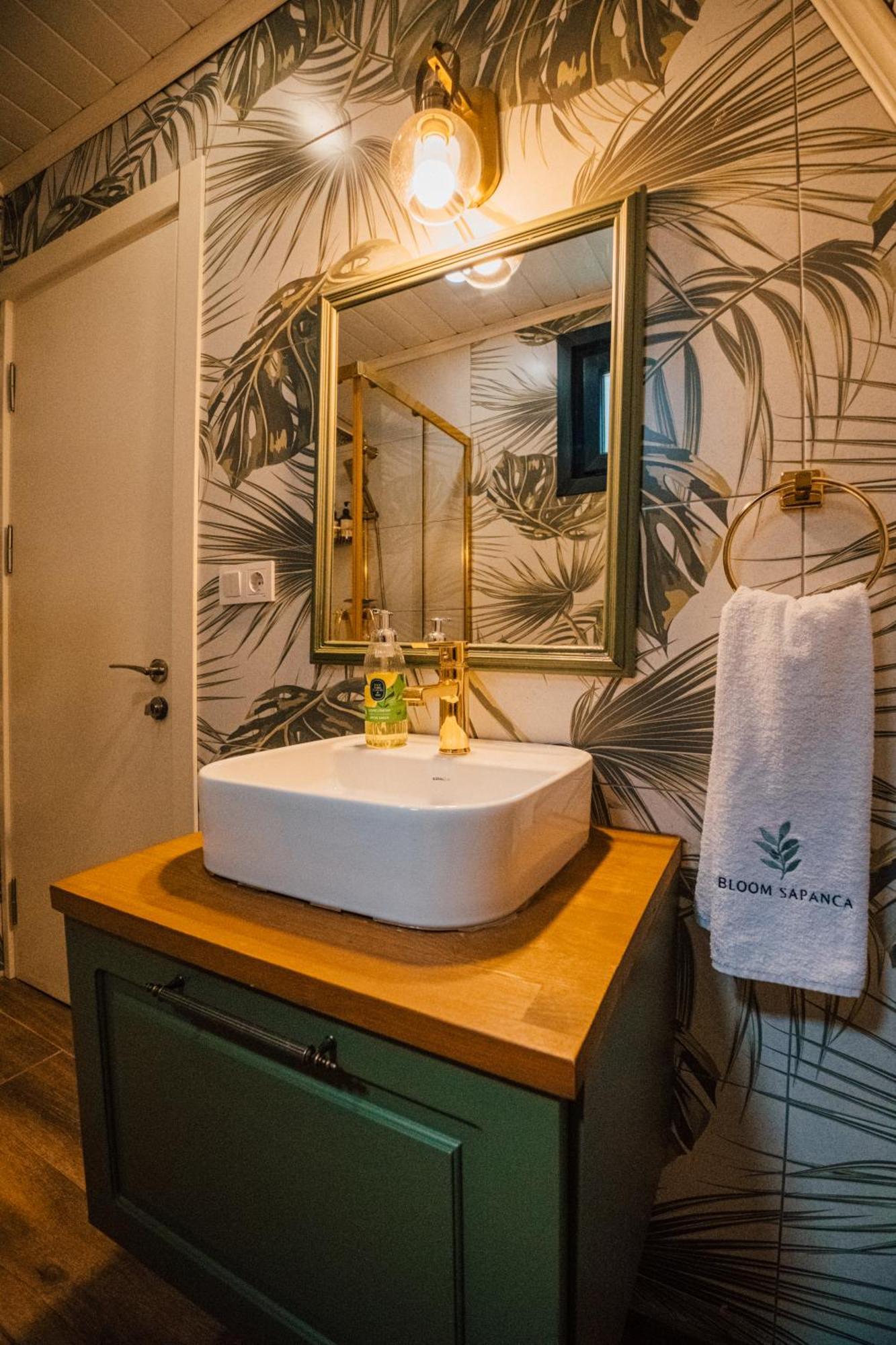 Bloom Sapanca - Palm Bungalov Villa Eksteriør bilde